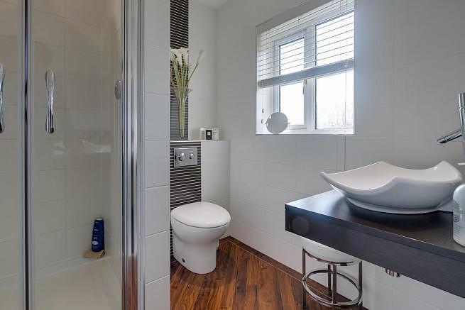 Master Ensuite