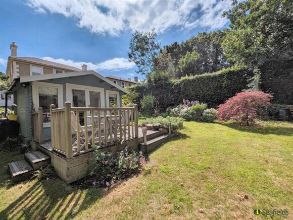 Garden & Summer House