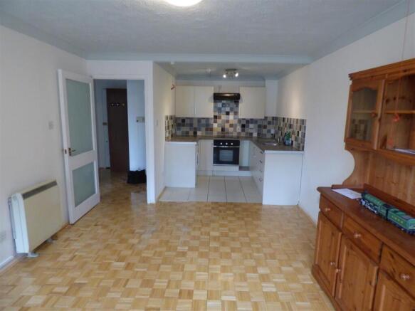 Lounge Through to Kitchen