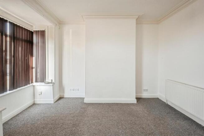 2 bed Terraced for sale Image 5