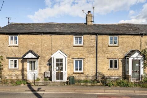 Station Road, Brize Norton, Carterton, Oxfordshire, OX18