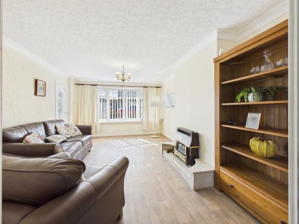 3 bed Semi-Detached for sale Image 8