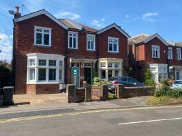 4, Vicarage Drive, Eastbourne BN20 8AR