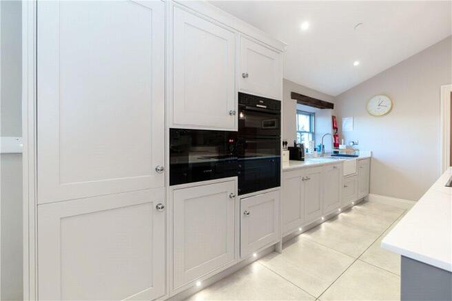 4 bed End of Terrace for sale Image 12