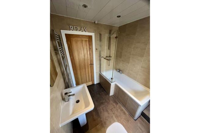 2 bed Semi-Detached for sale Image 10