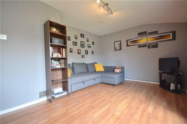 Lounge 2