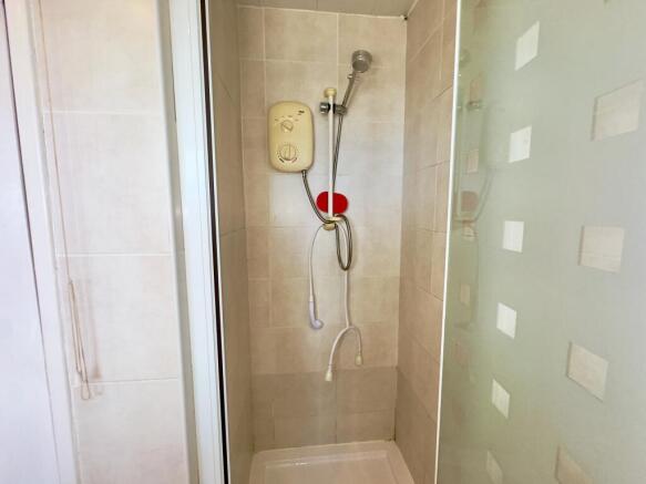 2 bed Terraced for sale Image 10
