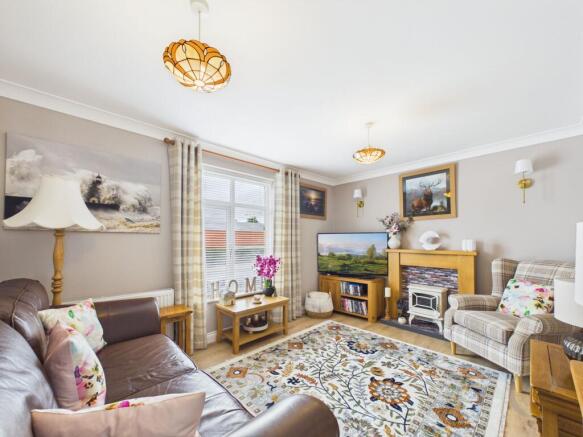 Open Plan Dining Kitchen & Lounge