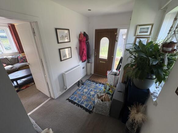 3 bed House to rent Image 6