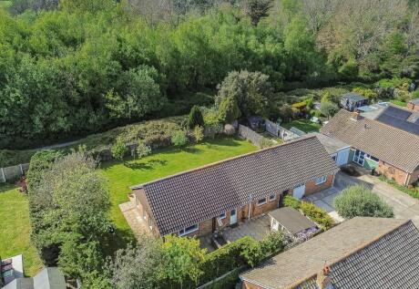Golf Links Road, Felpham