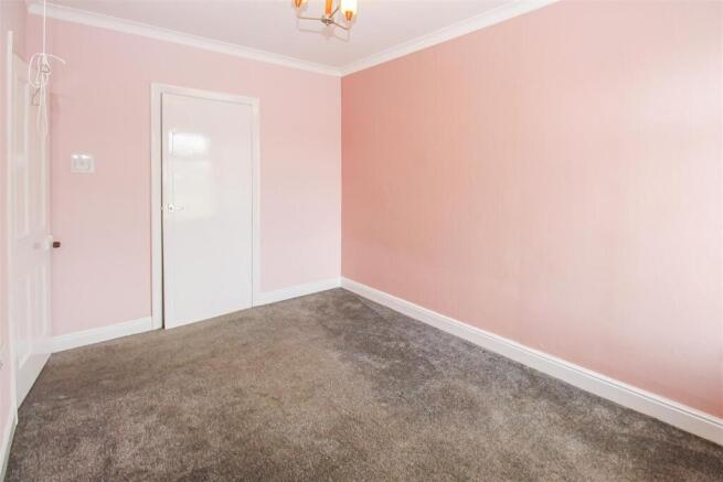 2 bed Semi-Detached for sale Image 7