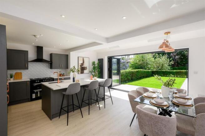 KITCHEN DINER