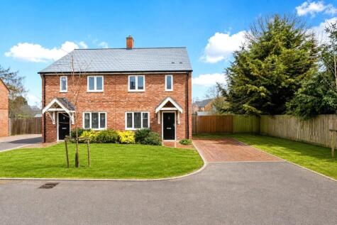 Popes Place, Greenham, Thatcham