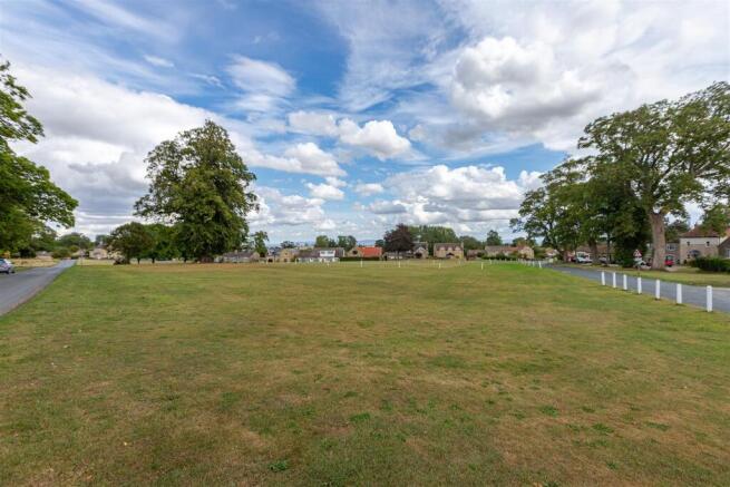 5 bed Character Property for sale Image 11