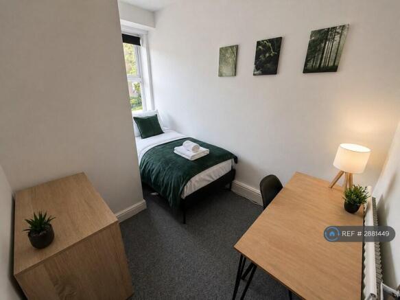 6 bed Terraced to rent Image 12
