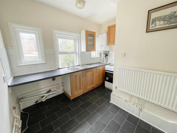 3-Kitchen.jpg