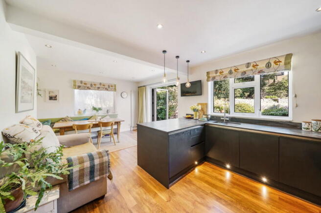 Woodhill Road, Portishead, Bristol, BS20 7EZ photo 4