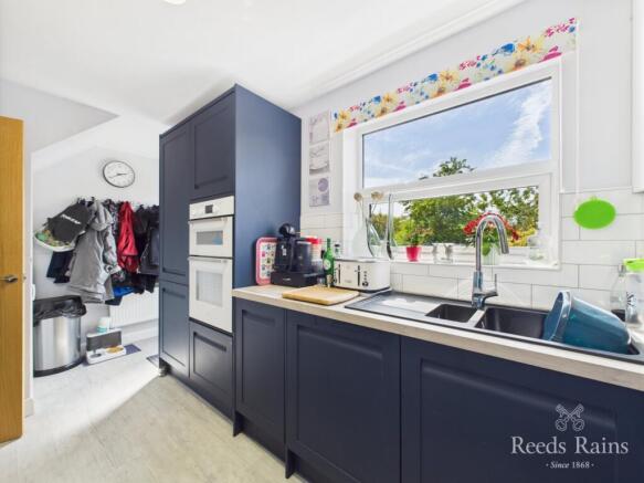 3 bed Detached for sale Image 5
