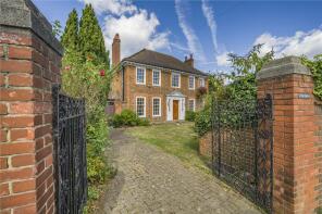 Kingsmead, Presburg Road, New Malden KT3 5AH