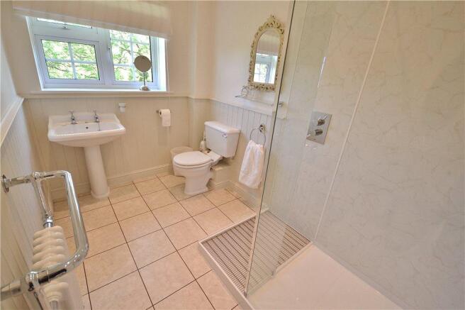 Family Shower Room