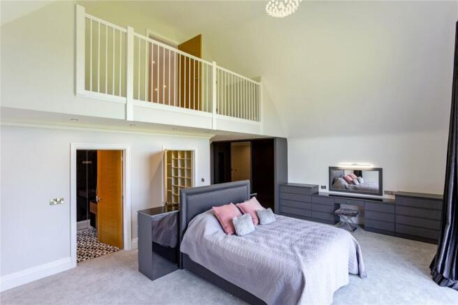 Prinicpal Bedroom