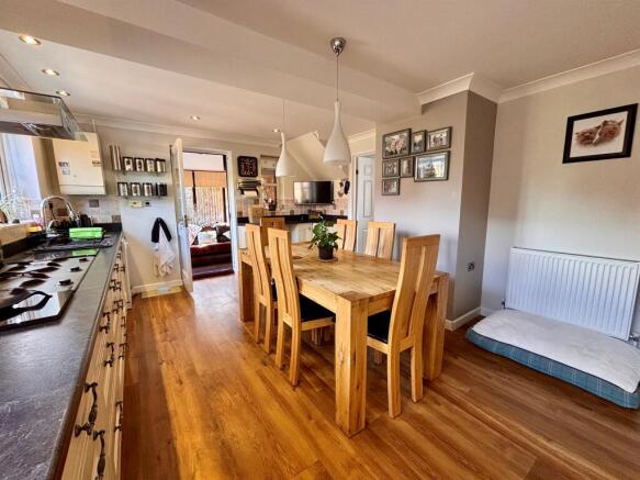 Hunters Oak, Watton, Thetford photo 5