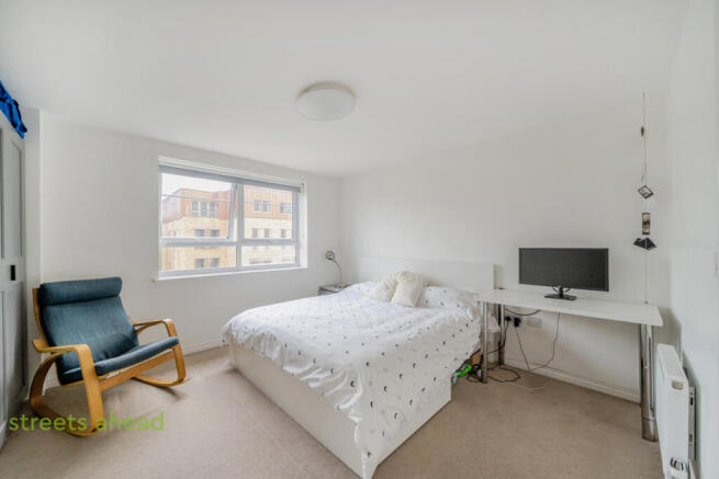 8f469a7c-623d-459...