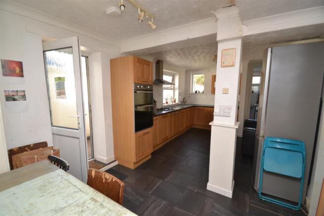 KITCHEN AND LIVING ROOM