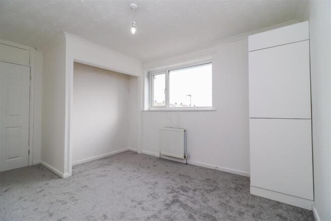 3 bed Terraced for sale Image 5