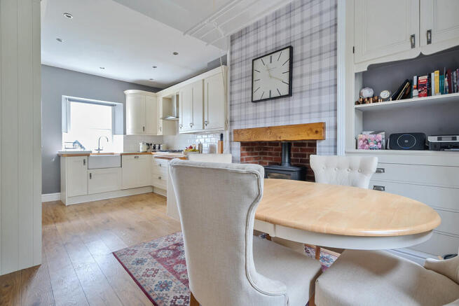 Woodland Villa, Fernleigh Road, Grange over Sands, Cumbria, LA11 7HT photo 4