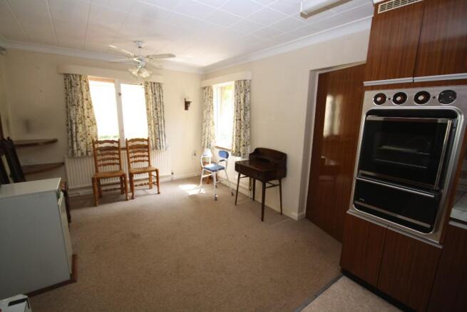 Kitchen (2)