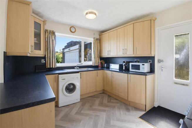3 bed Bungalow for sale Image 12