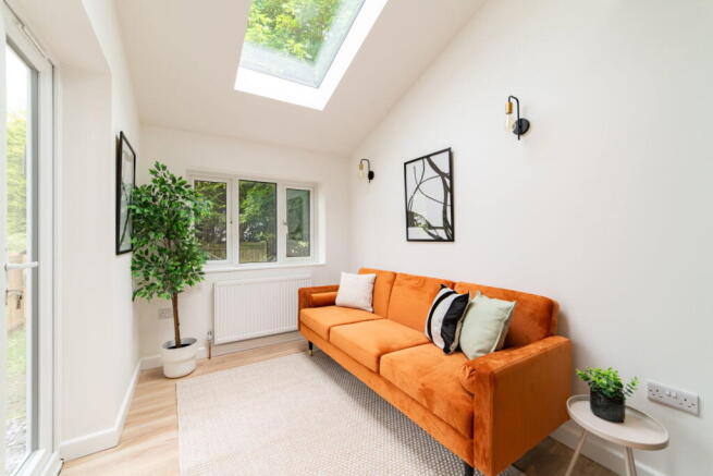 3 bed Terraced for sale Image 11