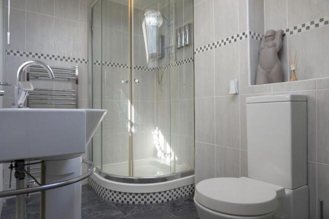 Master En-suite