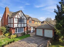 2, Fairwater Close, Evesham WR11 1GF