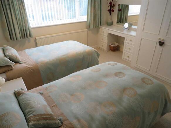 BEDROOM 2 (REAR)