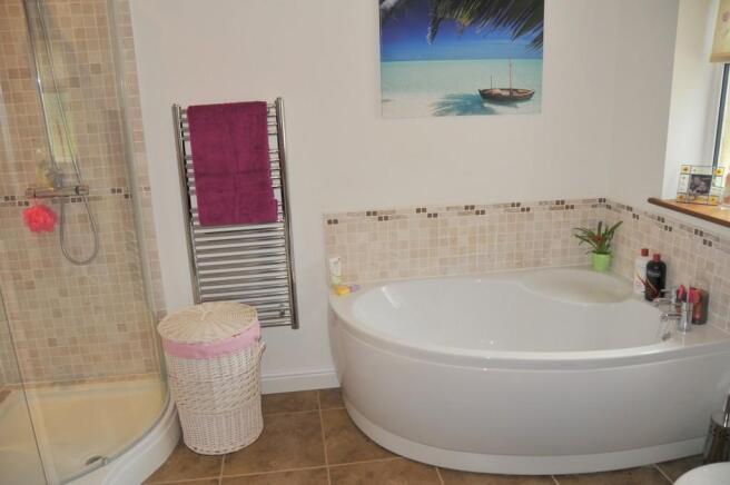 En-suite Bathroom
