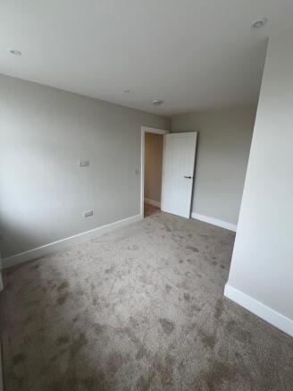 1 bed Apartment to rent Image 6
