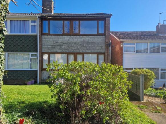 28 Daywell Rise Rugeley WS15 2RE