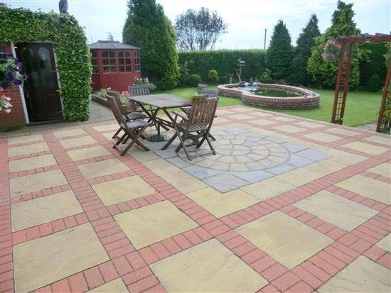 Patio & Entertaining Area