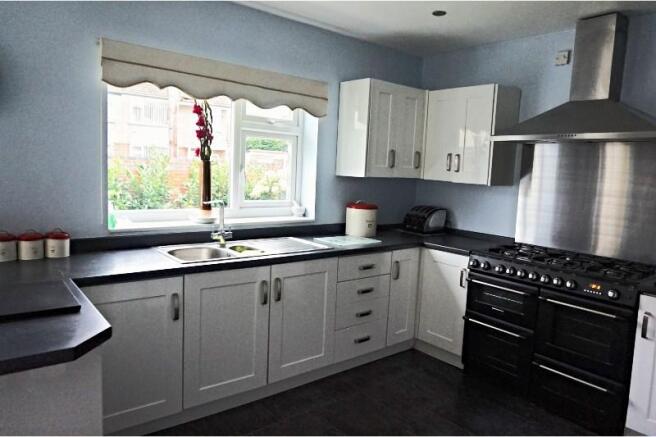 Kitchen / Diner