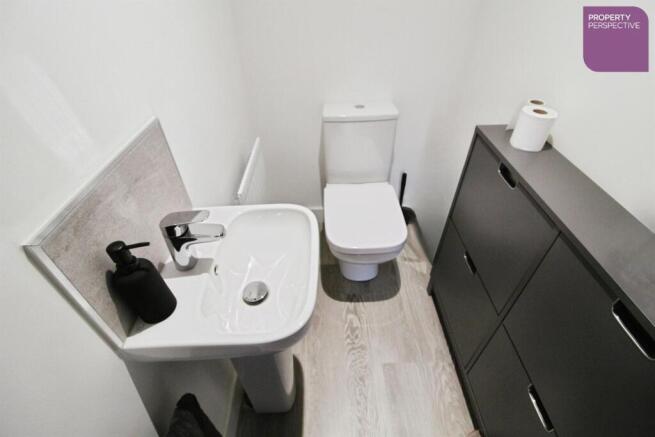 3 bed Semi-Detached for sale Image 6