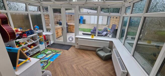 3 bed Terraced for sale Image 9