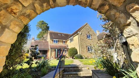 Long Street, Sherborne