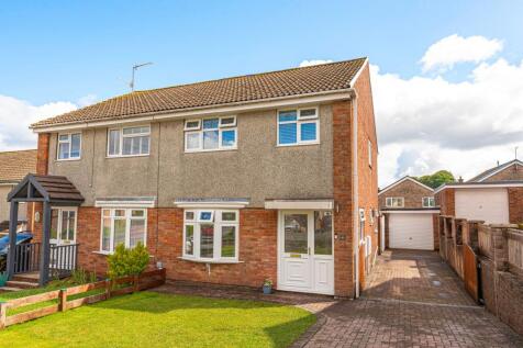 Pine Tree Road, New Inn, NP4