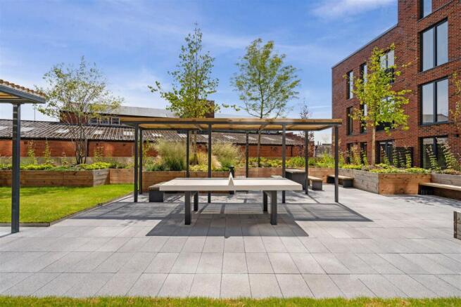 1 bed Apartment to rent Image 10