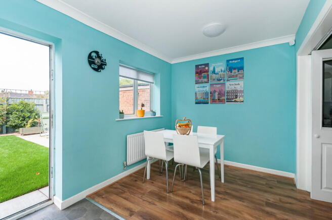 3 bed Detached for sale Image 8