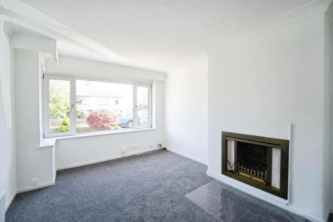 4 bed Semi-Detached for sale Image 4