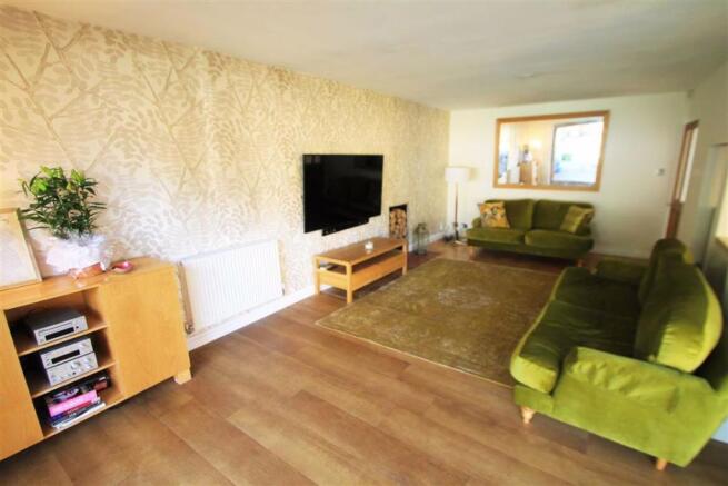 Open Plan Sitting Area