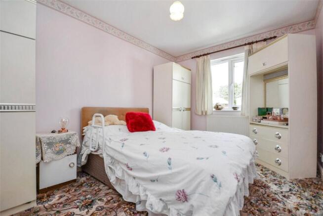 2 bed Apartment for sale Image 5
